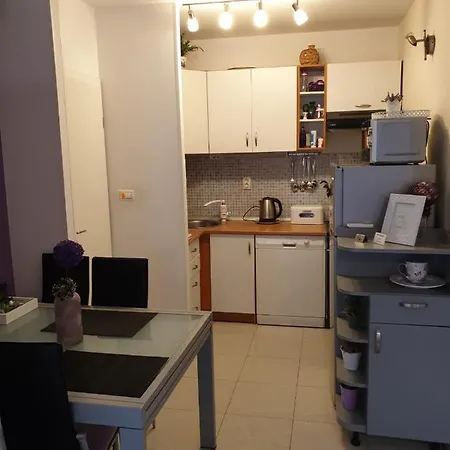 And Lina Apartman Split