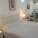 Apartments And Rooms Villa Lina *