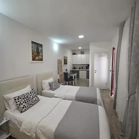And Lina