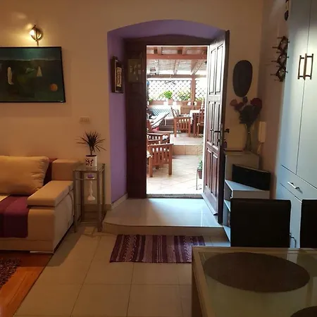 Apartments And Rooms Villa Lina Apartment